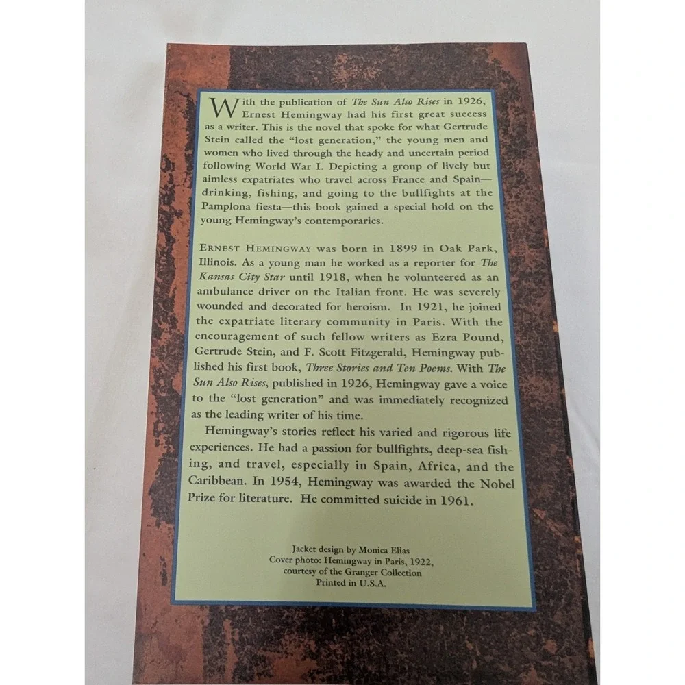 ERNEST HEMINGWAY The Sun Also Rises Quality Paperback Book‎ Like New